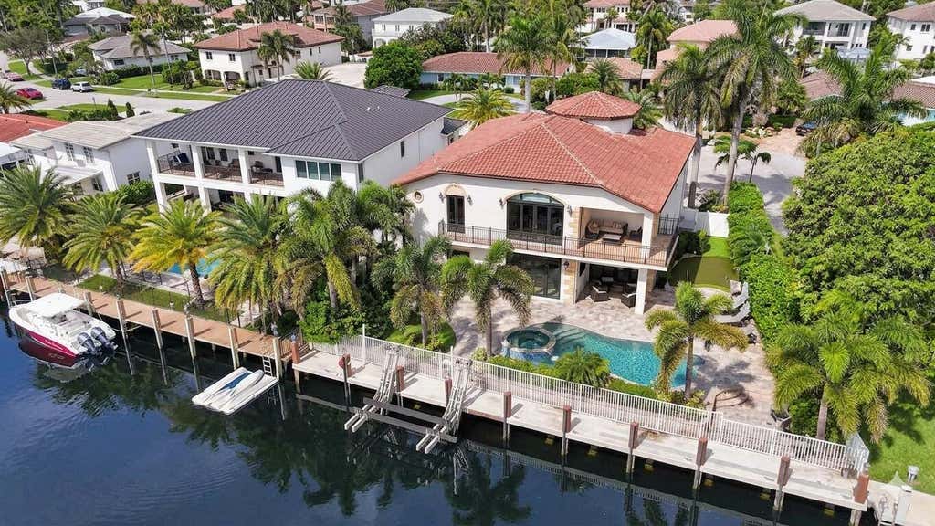 Photo of 4930 NE 27th Terrace, Lighthouse Point, FL 33064 (MLS # B26061252)