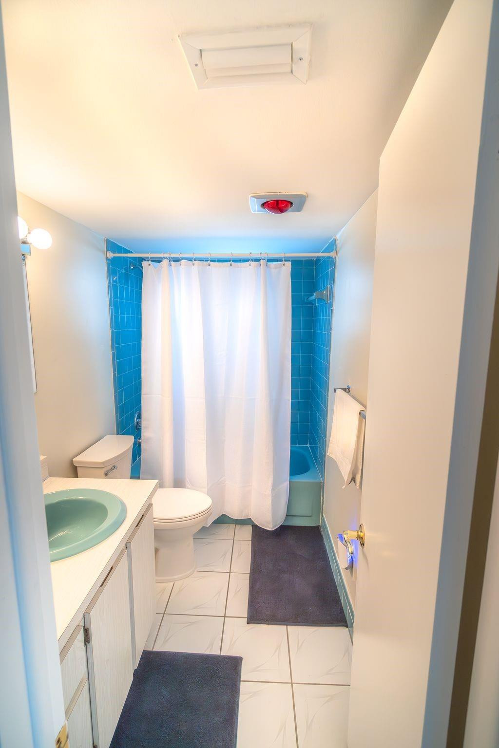 Meadowbrook Lakes View - Residential