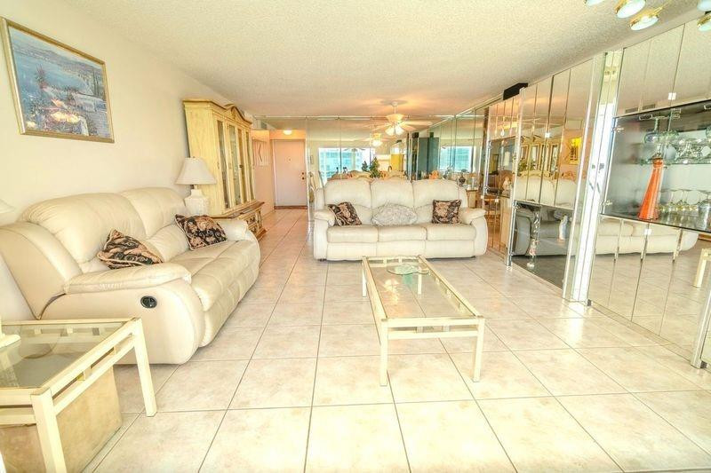 131 SE 3rd Avenue 608