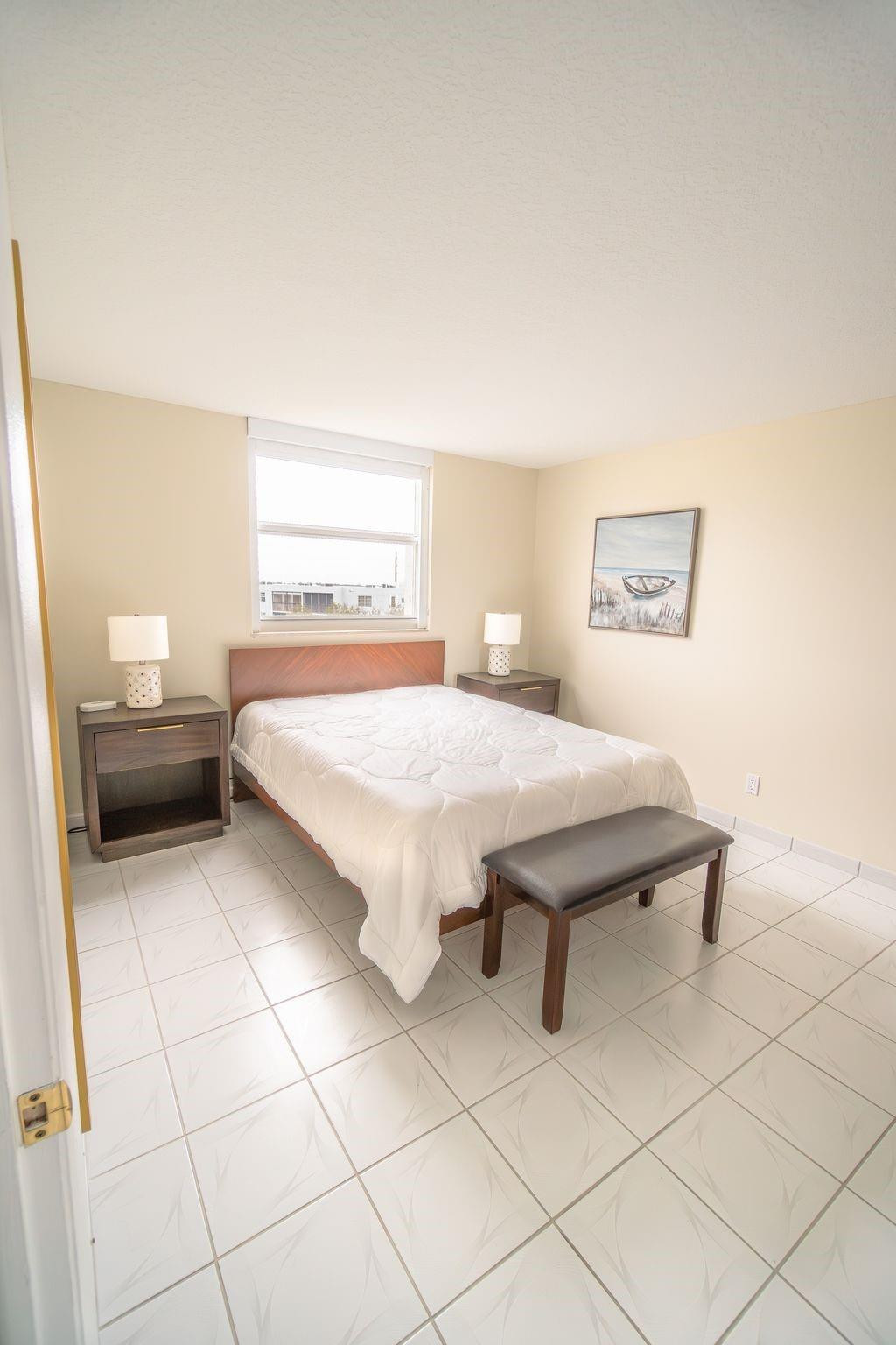 Meadowbrook Lakes View - Residential