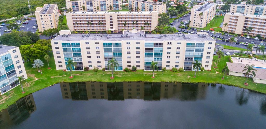 Photo of 131 SE 3rd Avenue #608, Dania Beach, FL 33004 (MLS # F10555232)