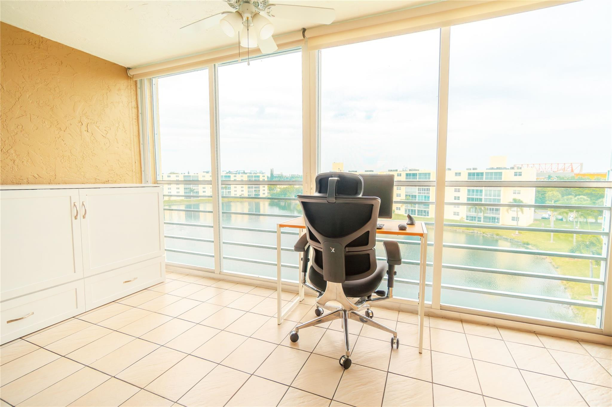 131 SE 3rd Avenue 608