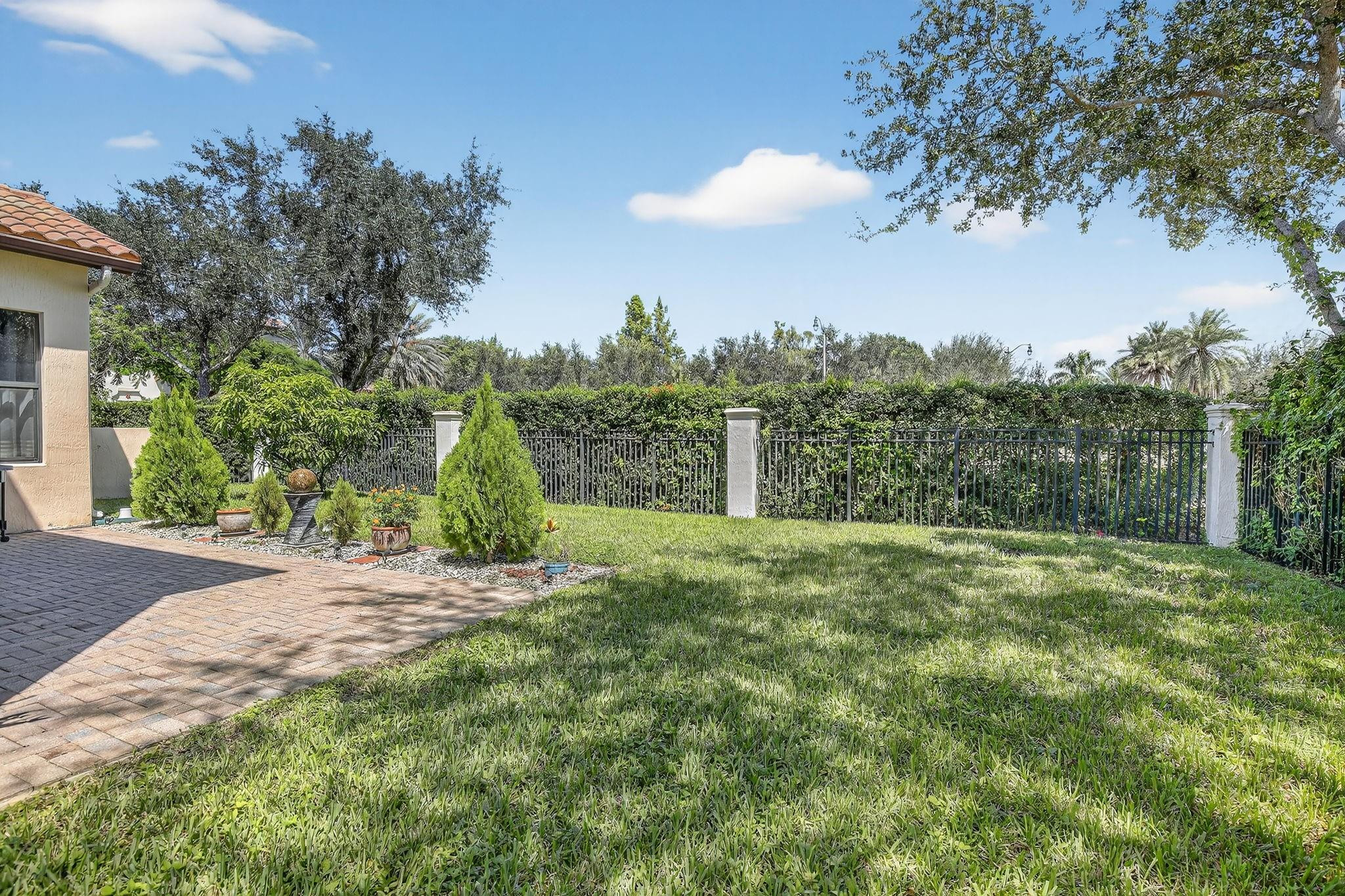 Monterra 175-155 B - Residential