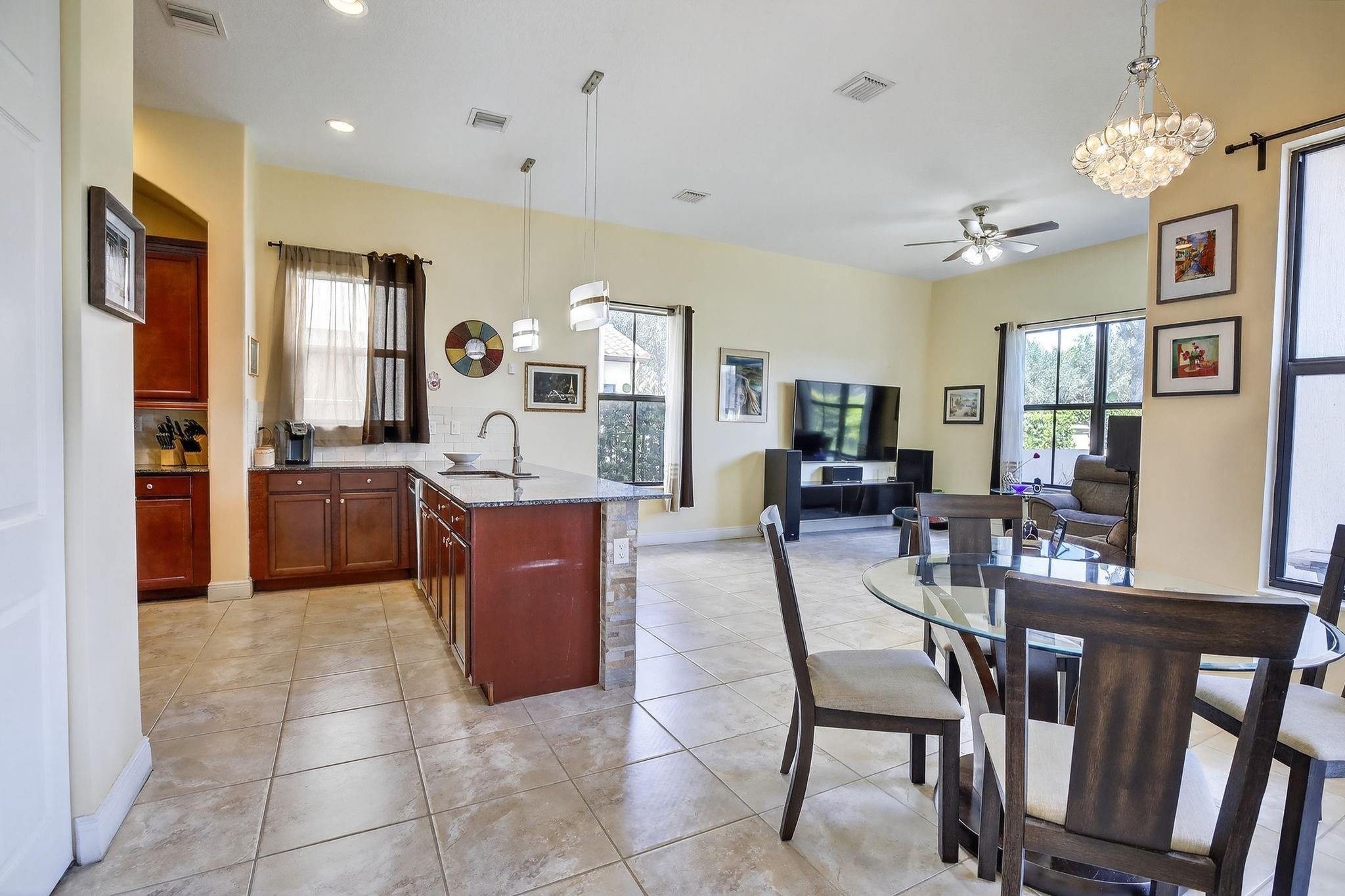 Monterra 175-155 B - Residential