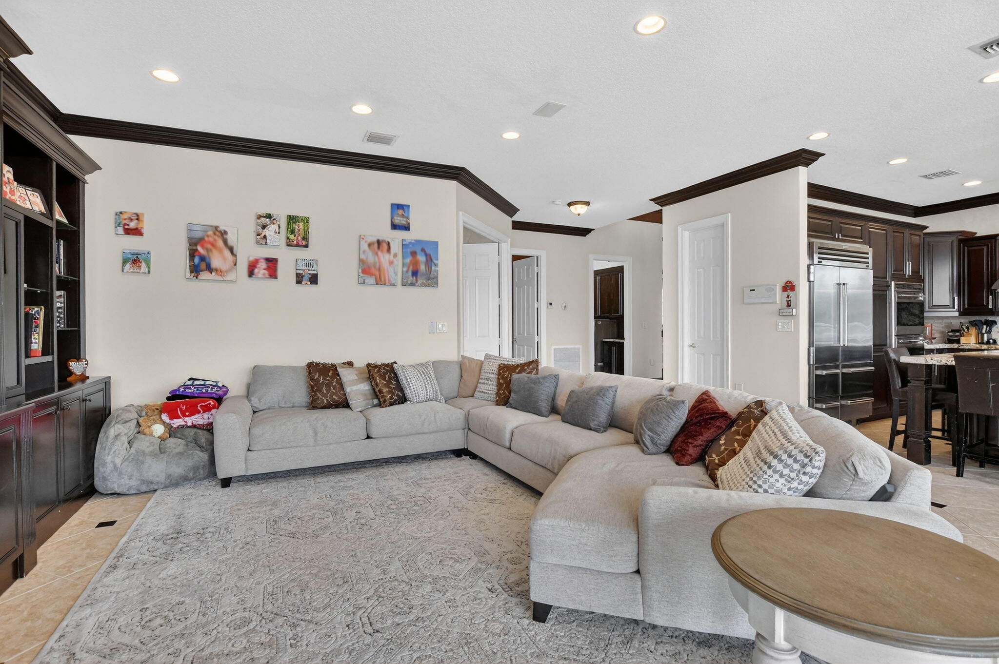 SATURNIA - Residential