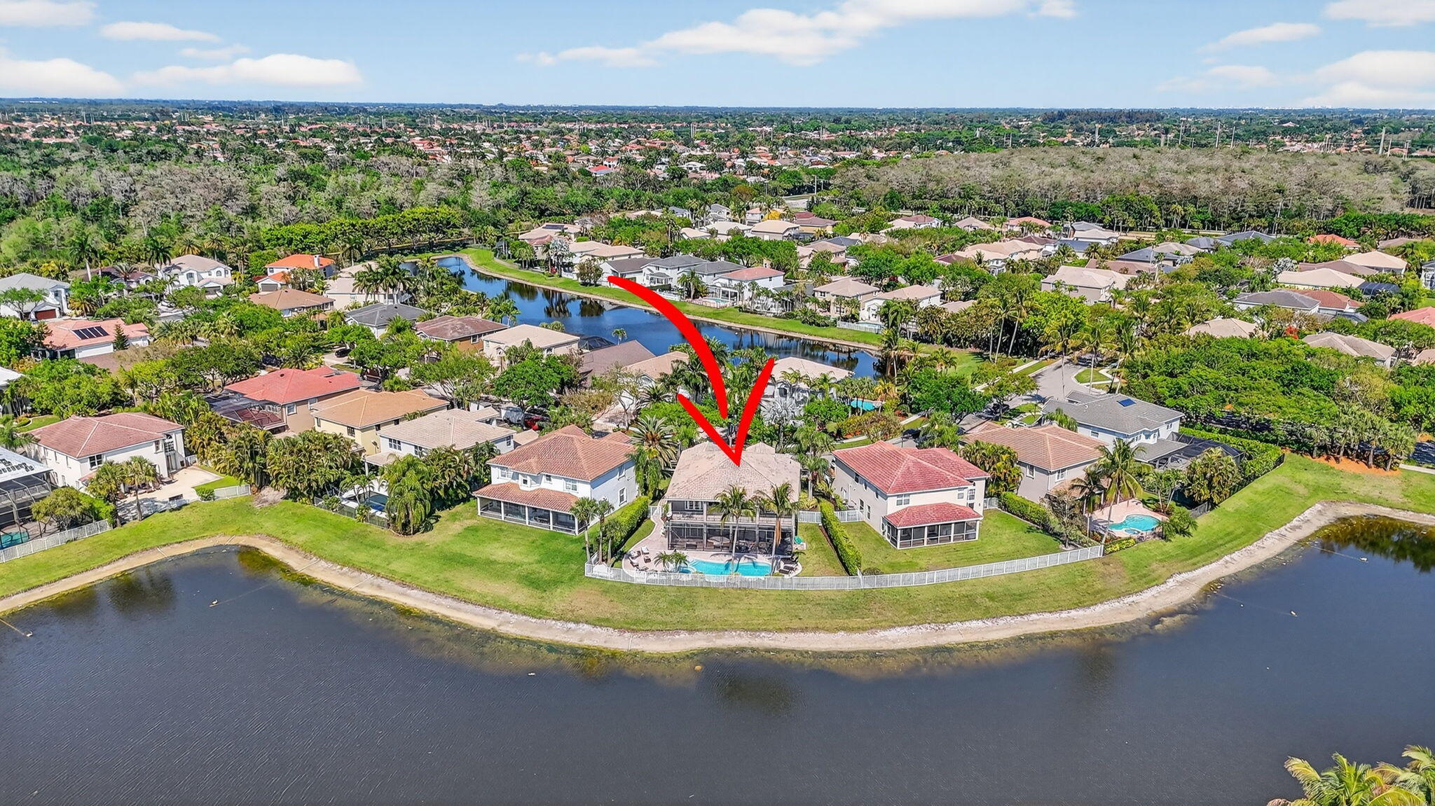 SATURNIA - Residential