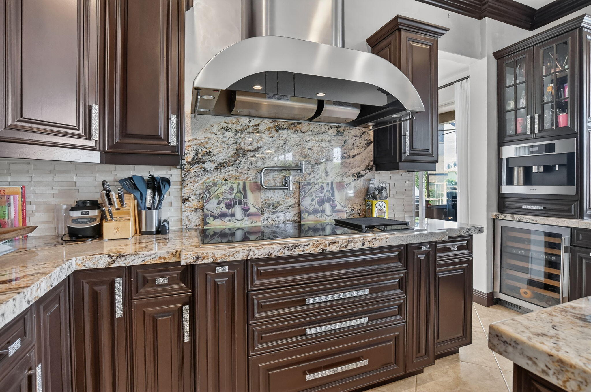 SATURNIA - Residential