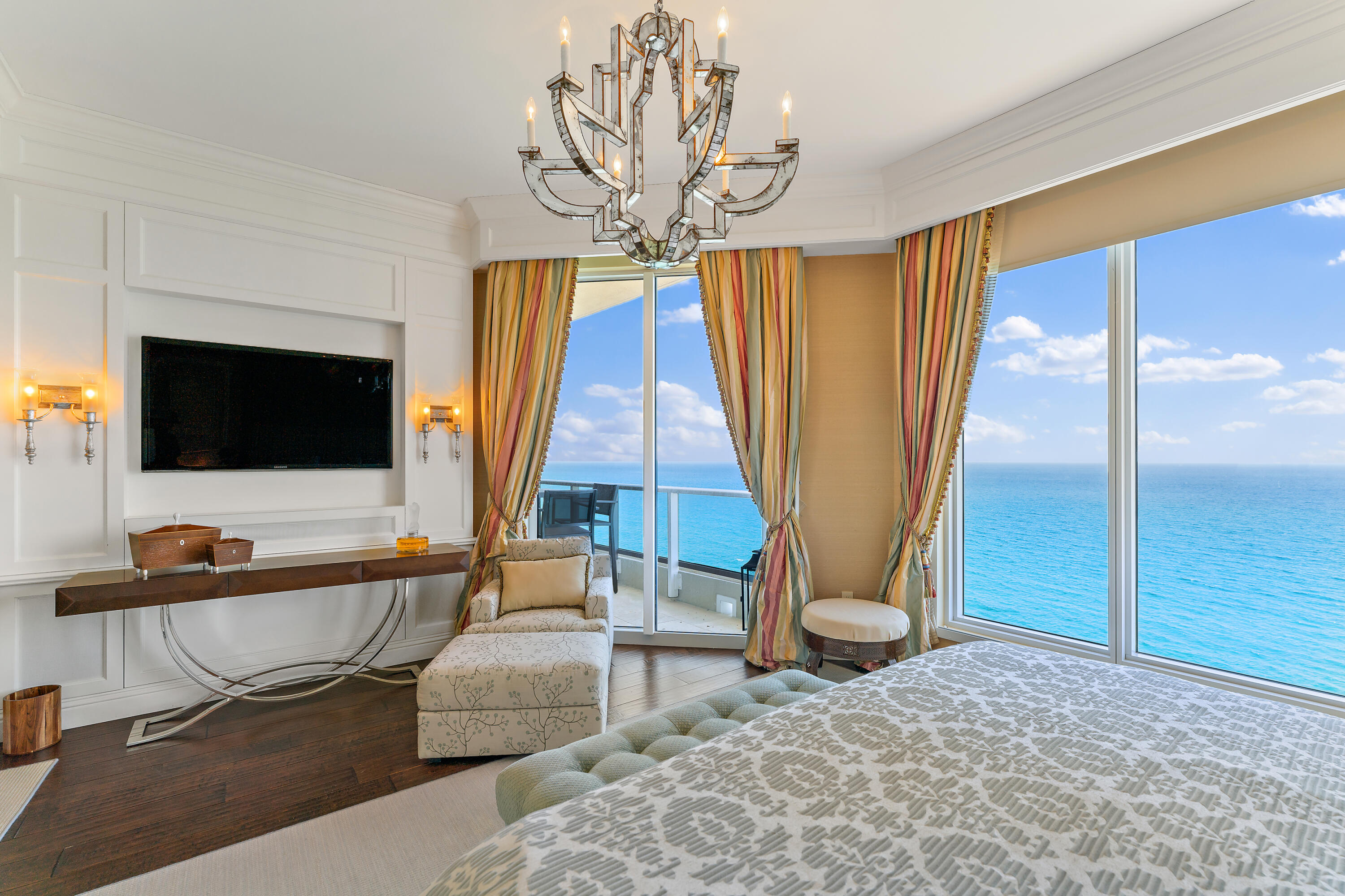 OCEAN'S EDGE - Residential