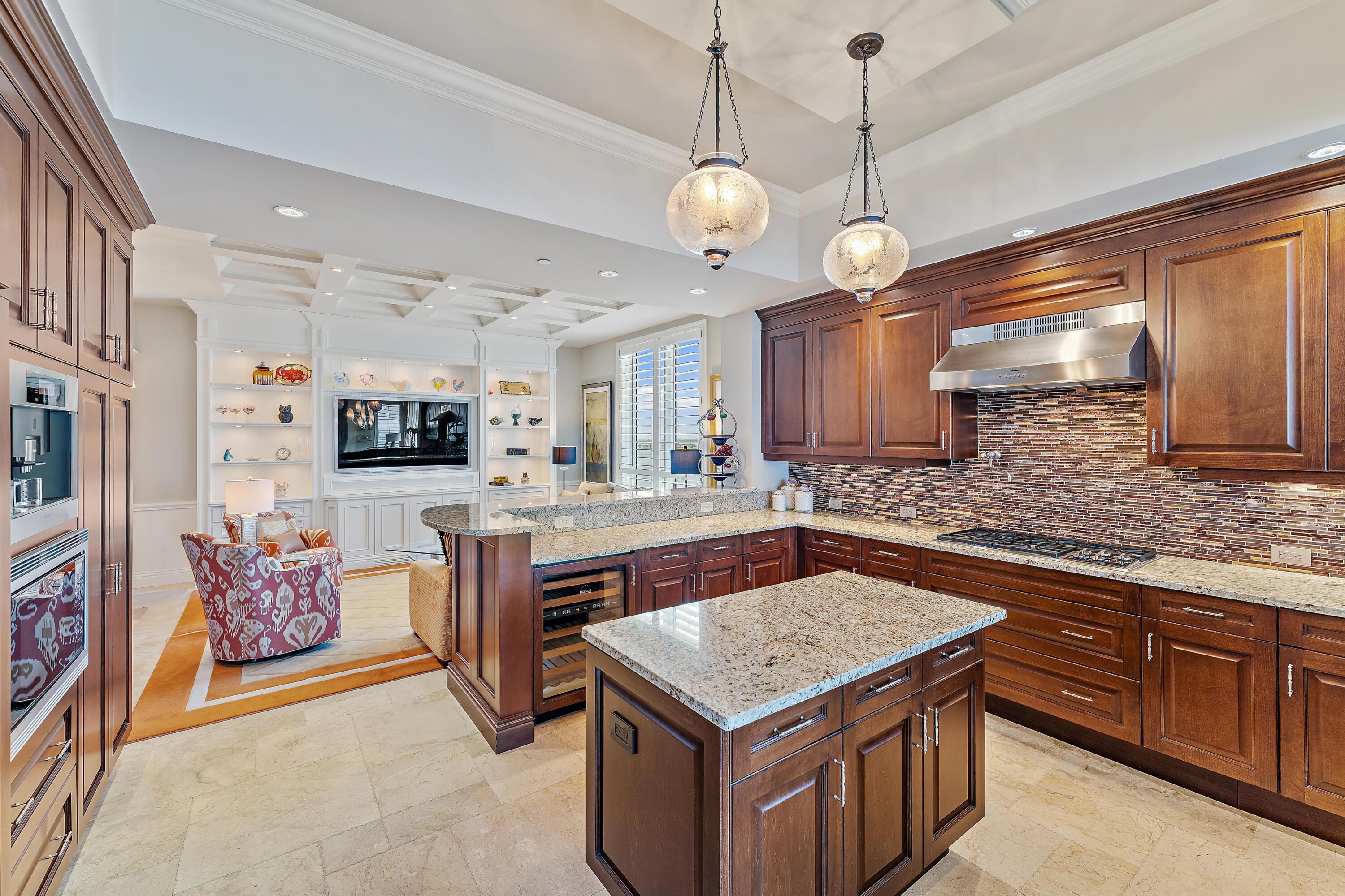 OCEAN'S EDGE - Residential