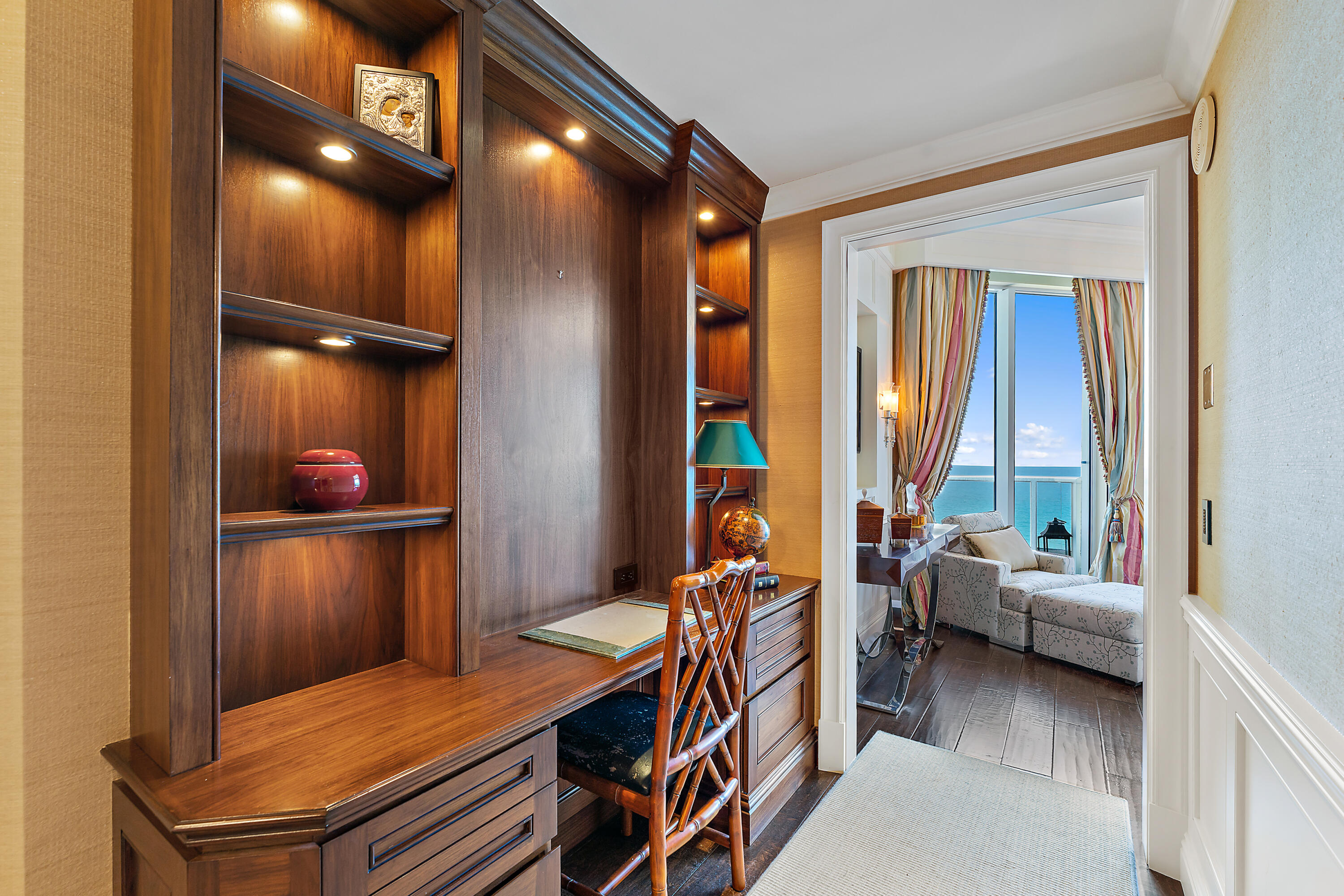 OCEAN'S EDGE - Residential