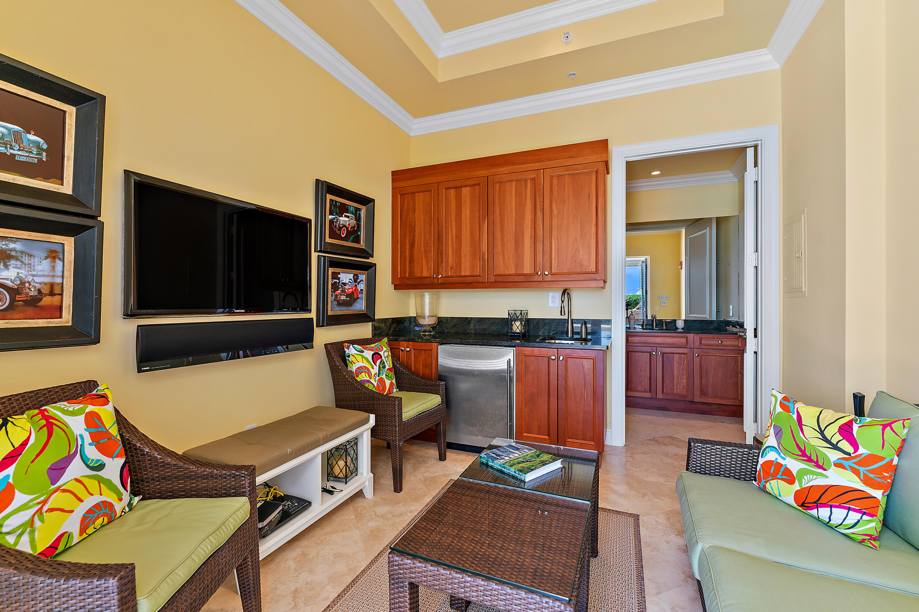 OCEAN'S EDGE - Residential