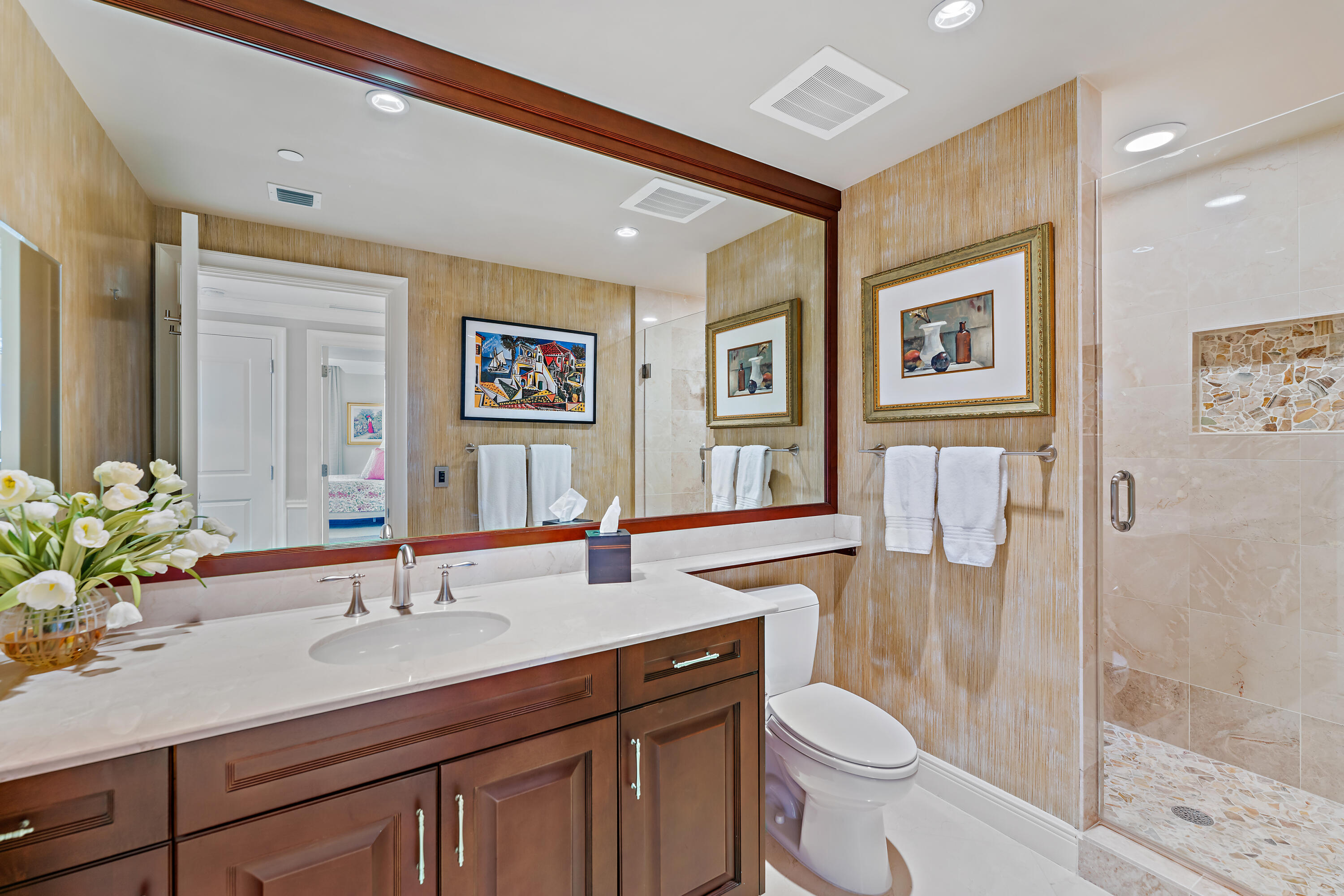 OCEAN'S EDGE - Residential