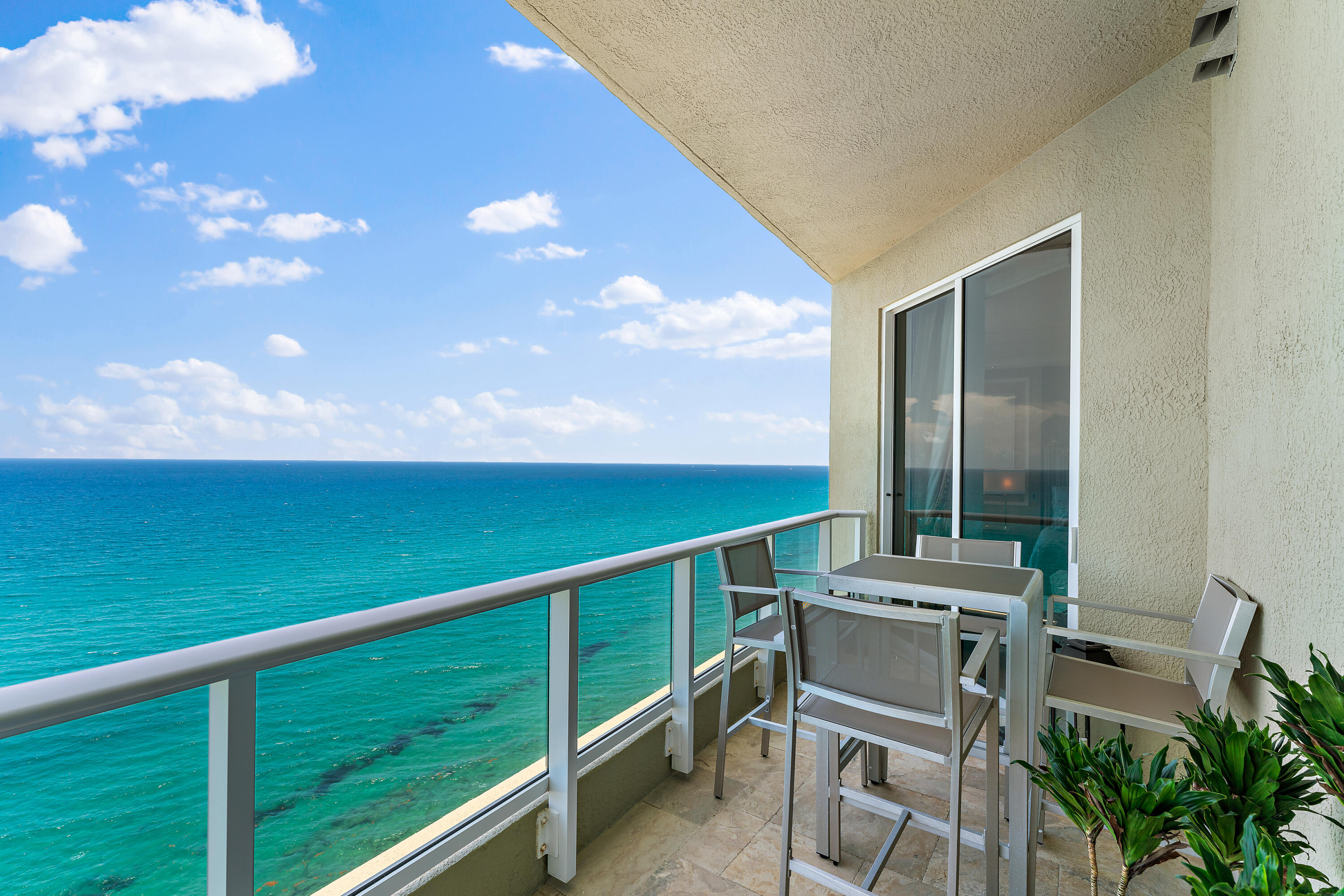 OCEAN'S EDGE - Residential