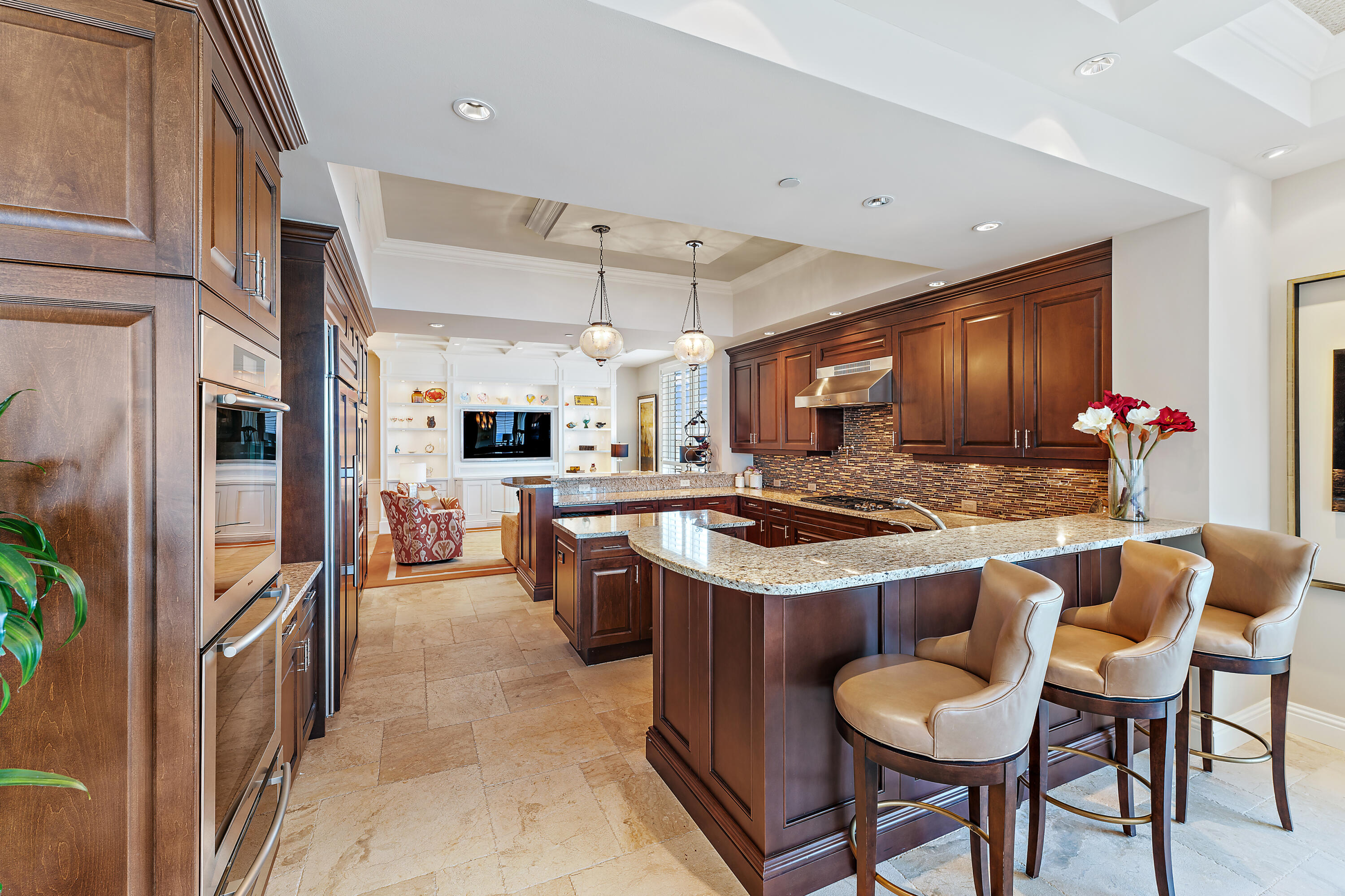 OCEAN'S EDGE - Residential