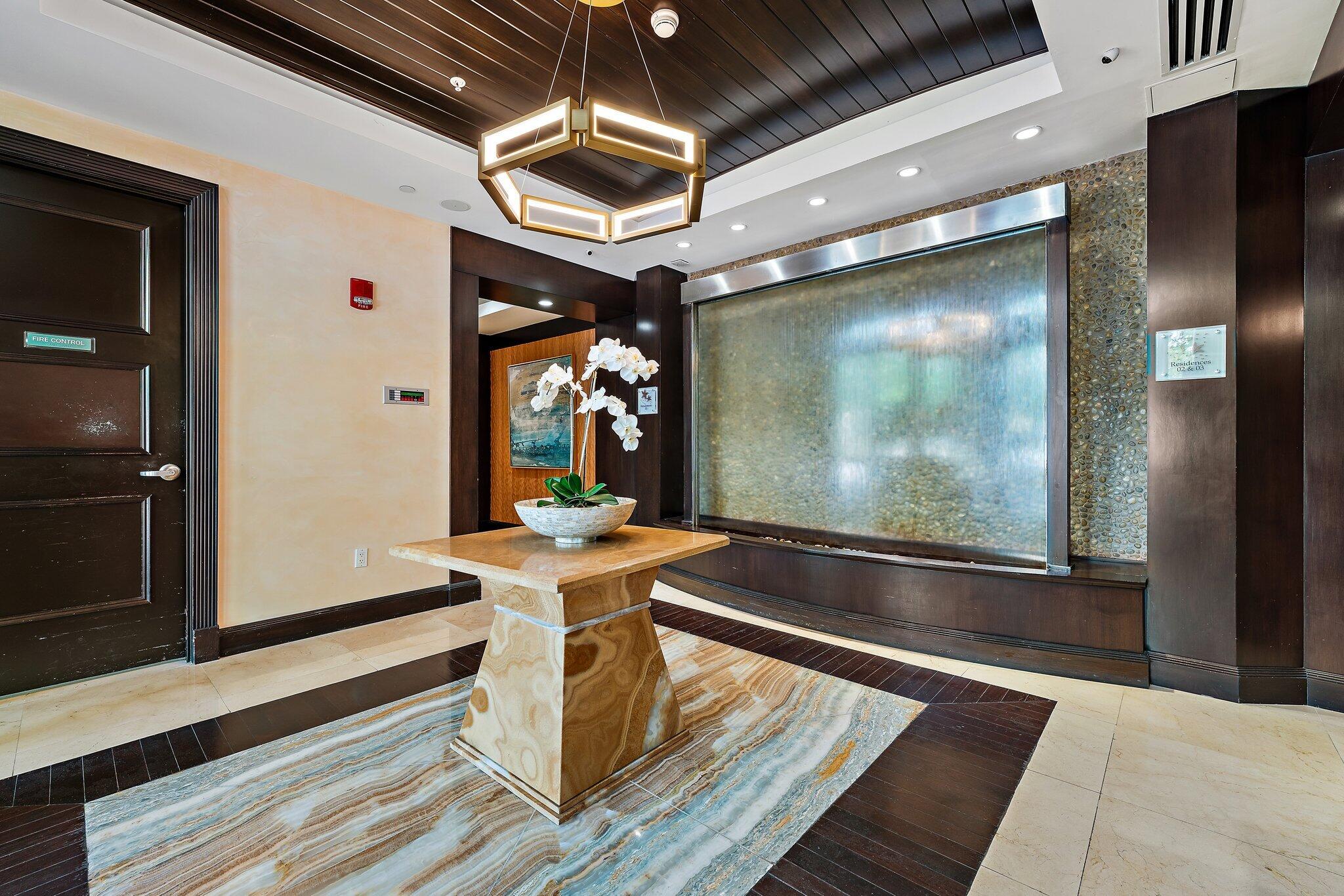 OCEAN'S EDGE - Residential