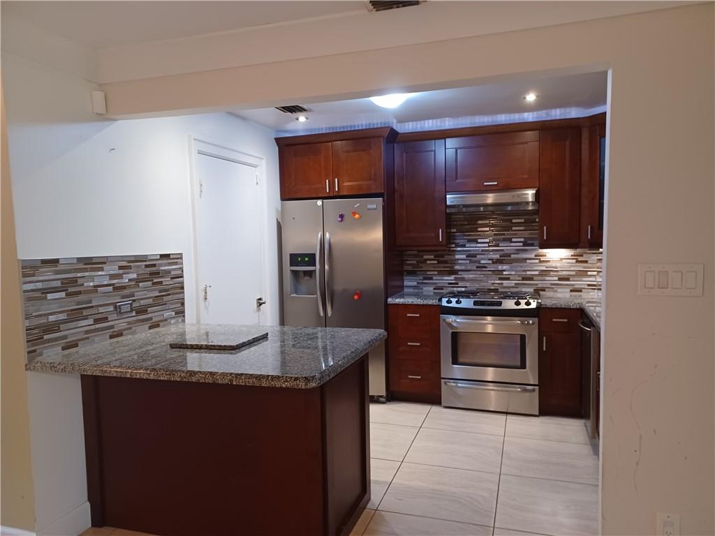 CORAL POINT NORTH PB - Residential