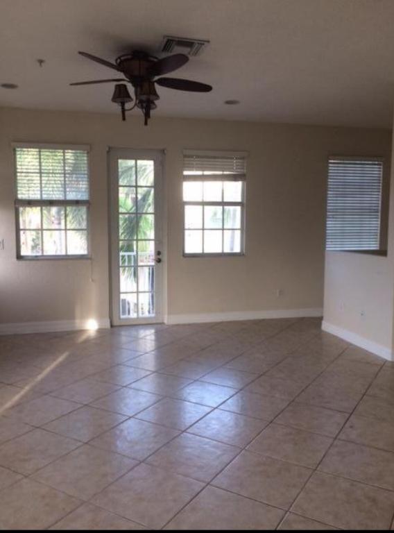 OCEAN CAY - Residential