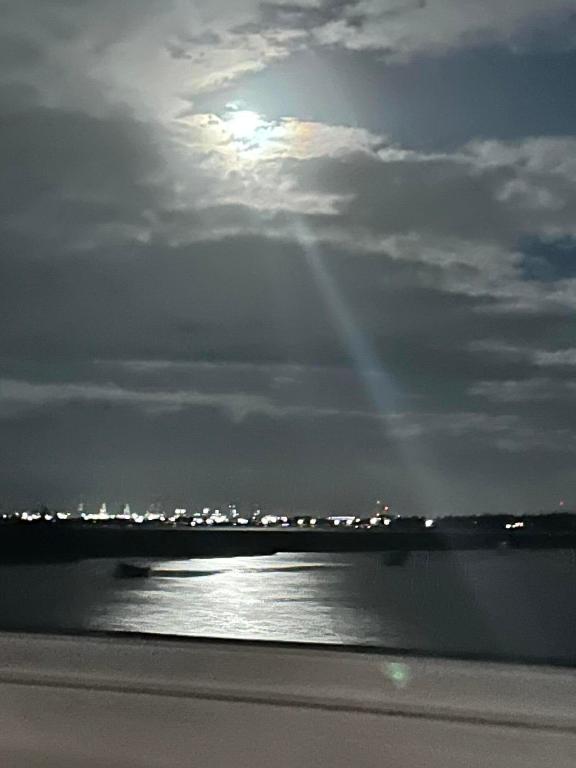 OCEAN CAY - Residential