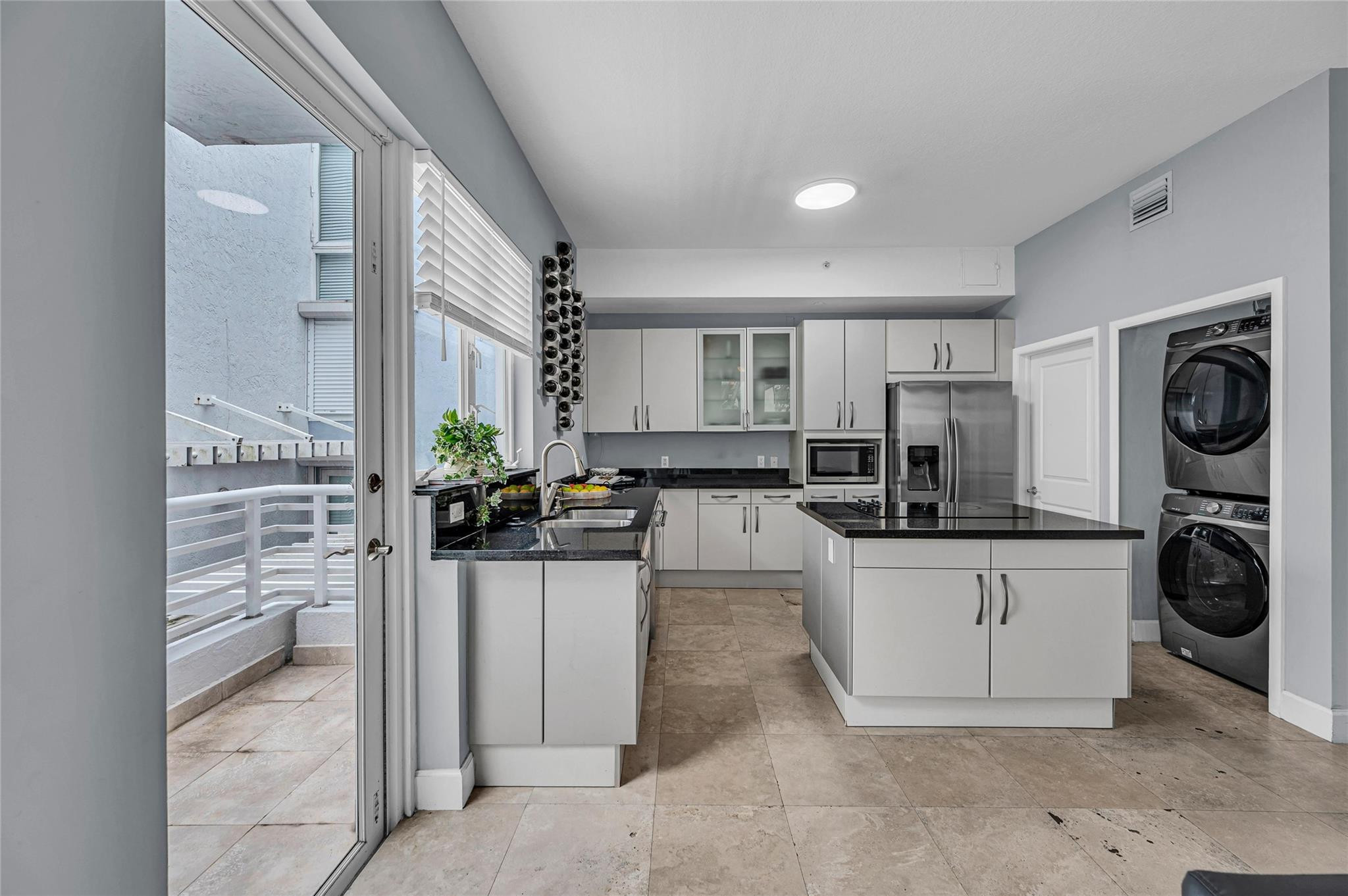 CASA VICTORIA - Residential