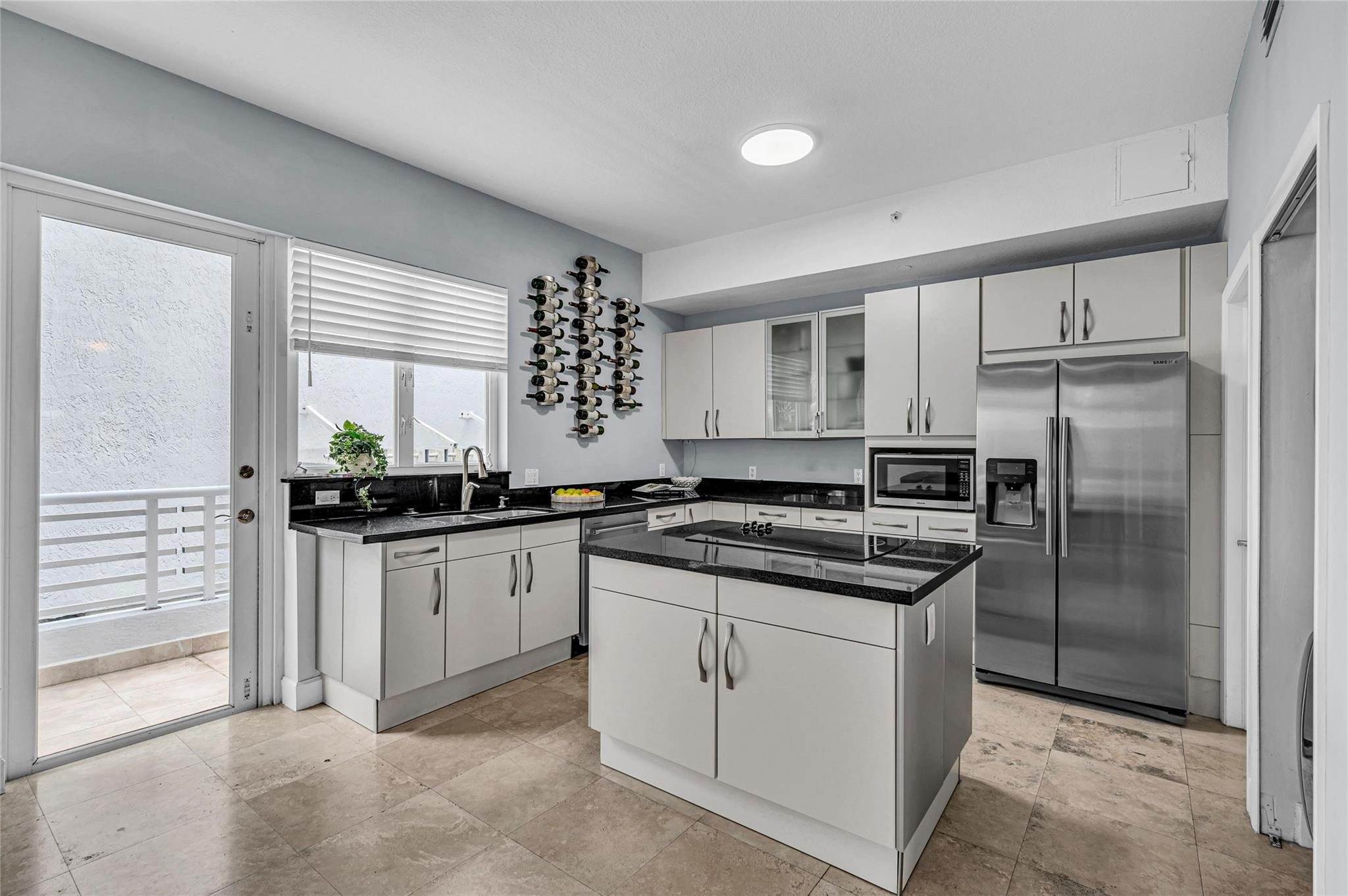 CASA VICTORIA - Residential