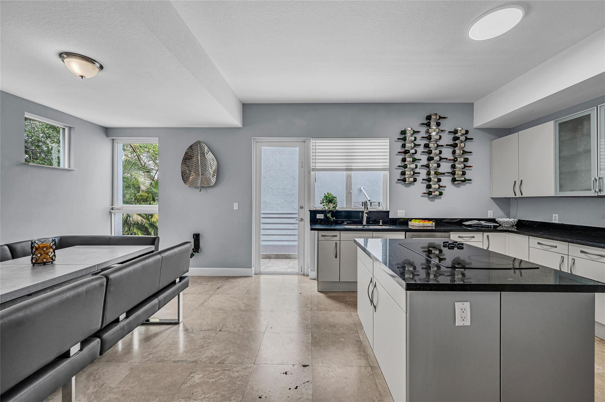 CASA VICTORIA - Residential