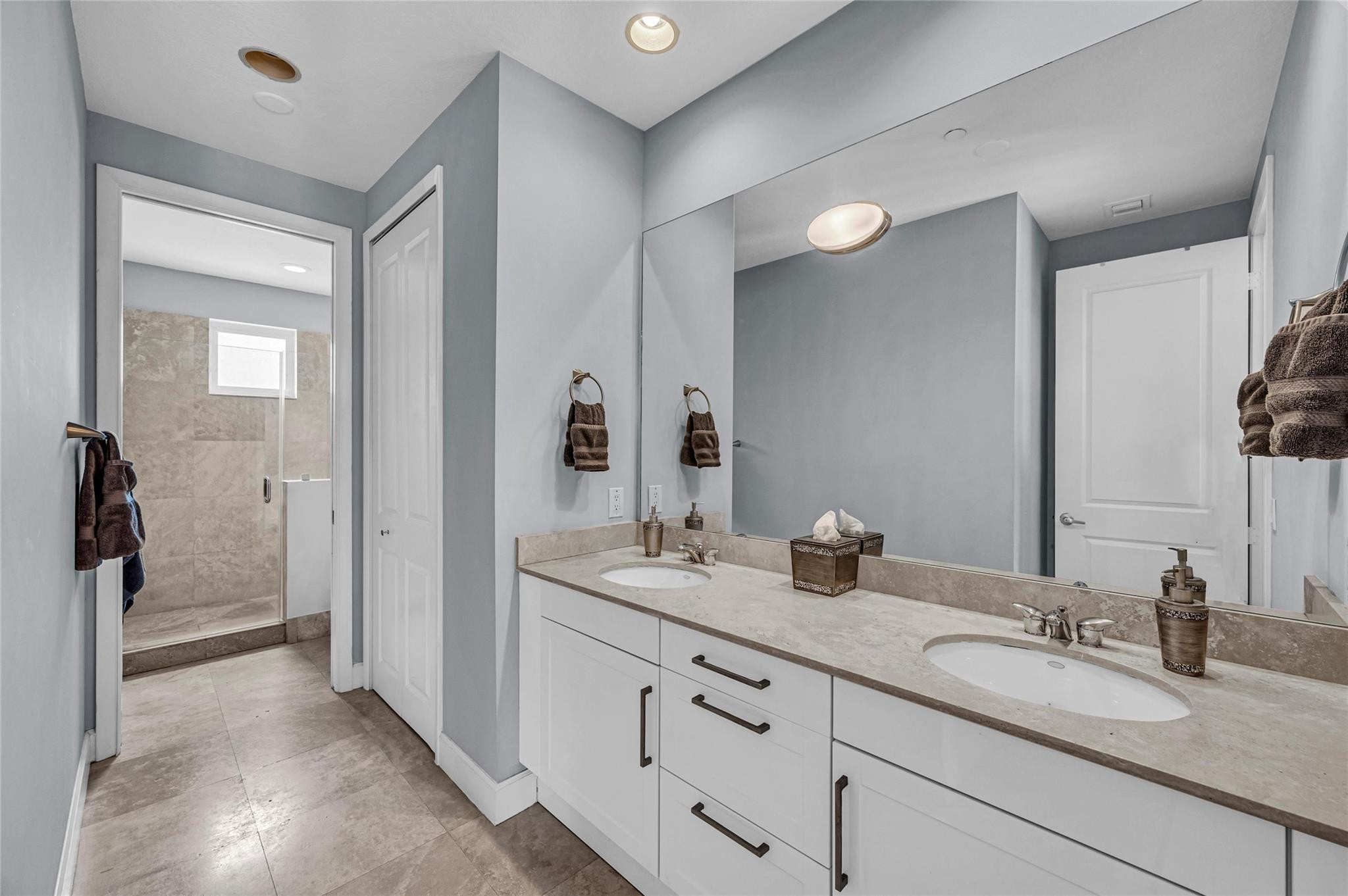 CASA VICTORIA - Residential