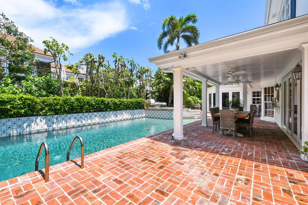 REVERIE - Residential