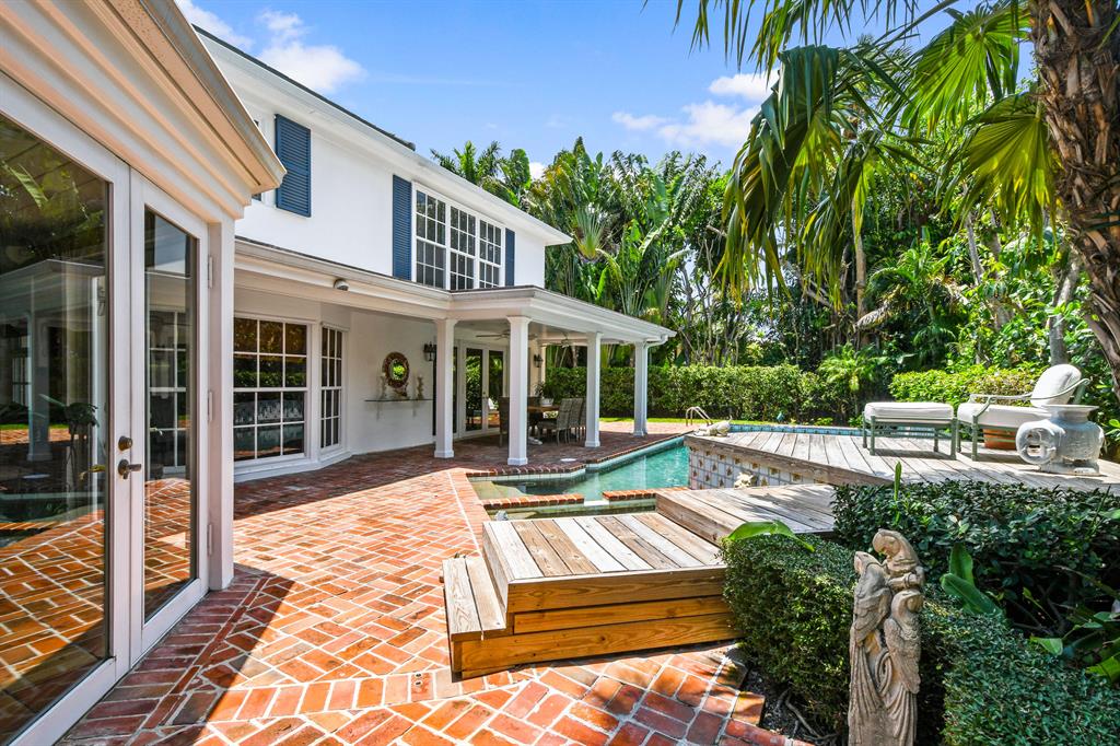 REVERIE - Residential