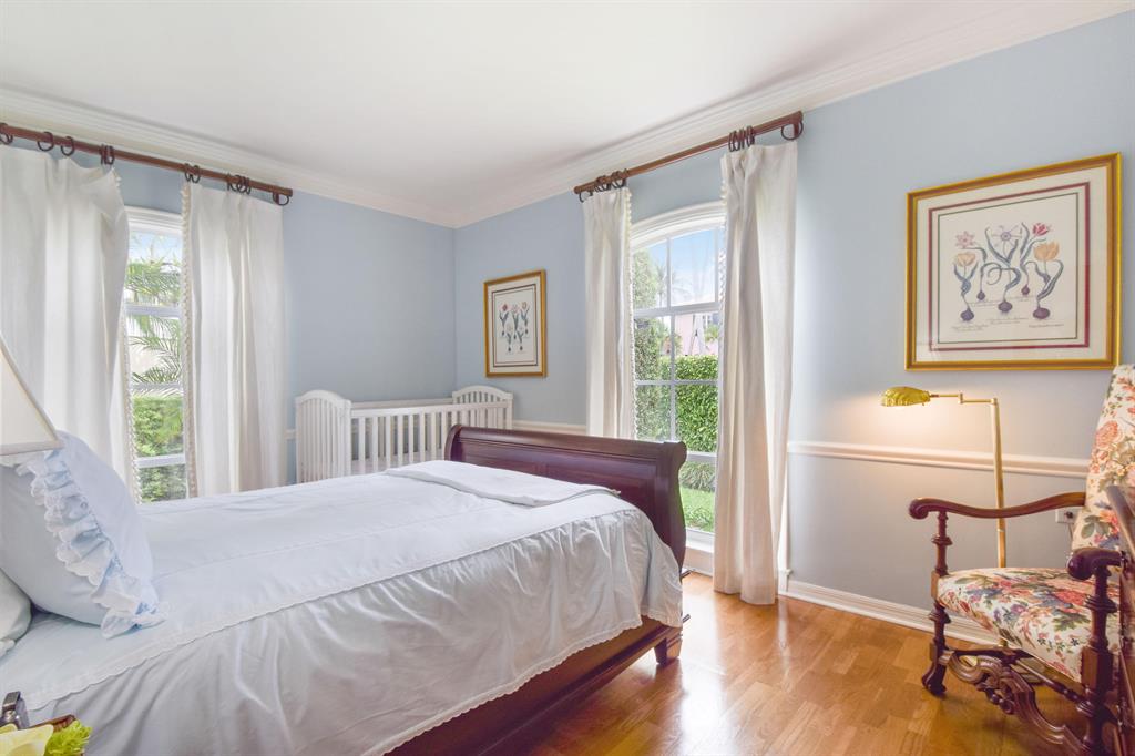 REVERIE - Residential