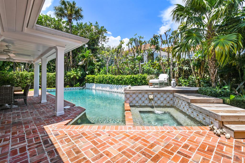 REVERIE - Residential