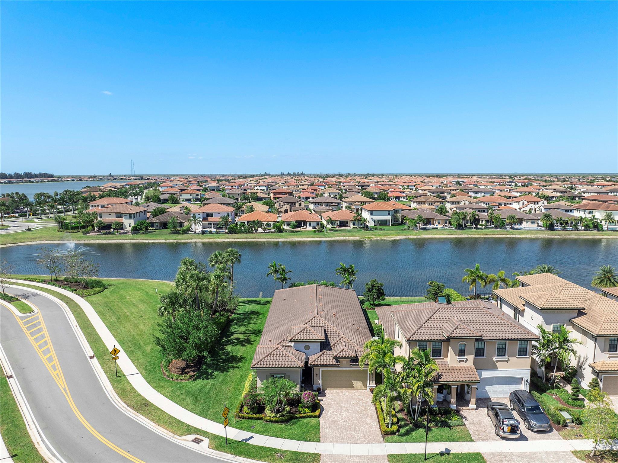 12155 S Baypoint Cir