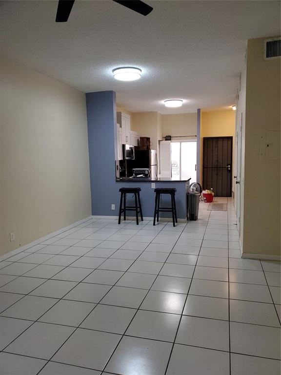 2429 NE 14th Street Cswy