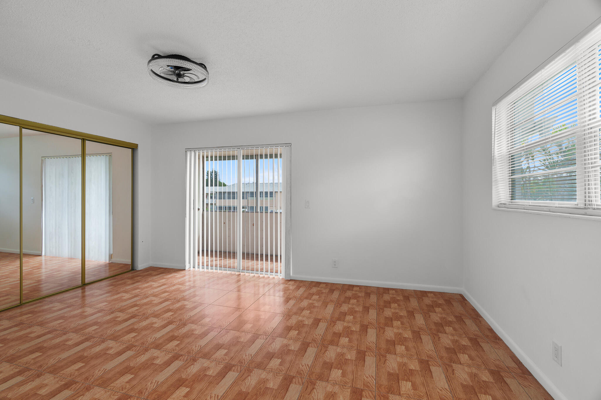 WINDSOR CONDOS - Residential