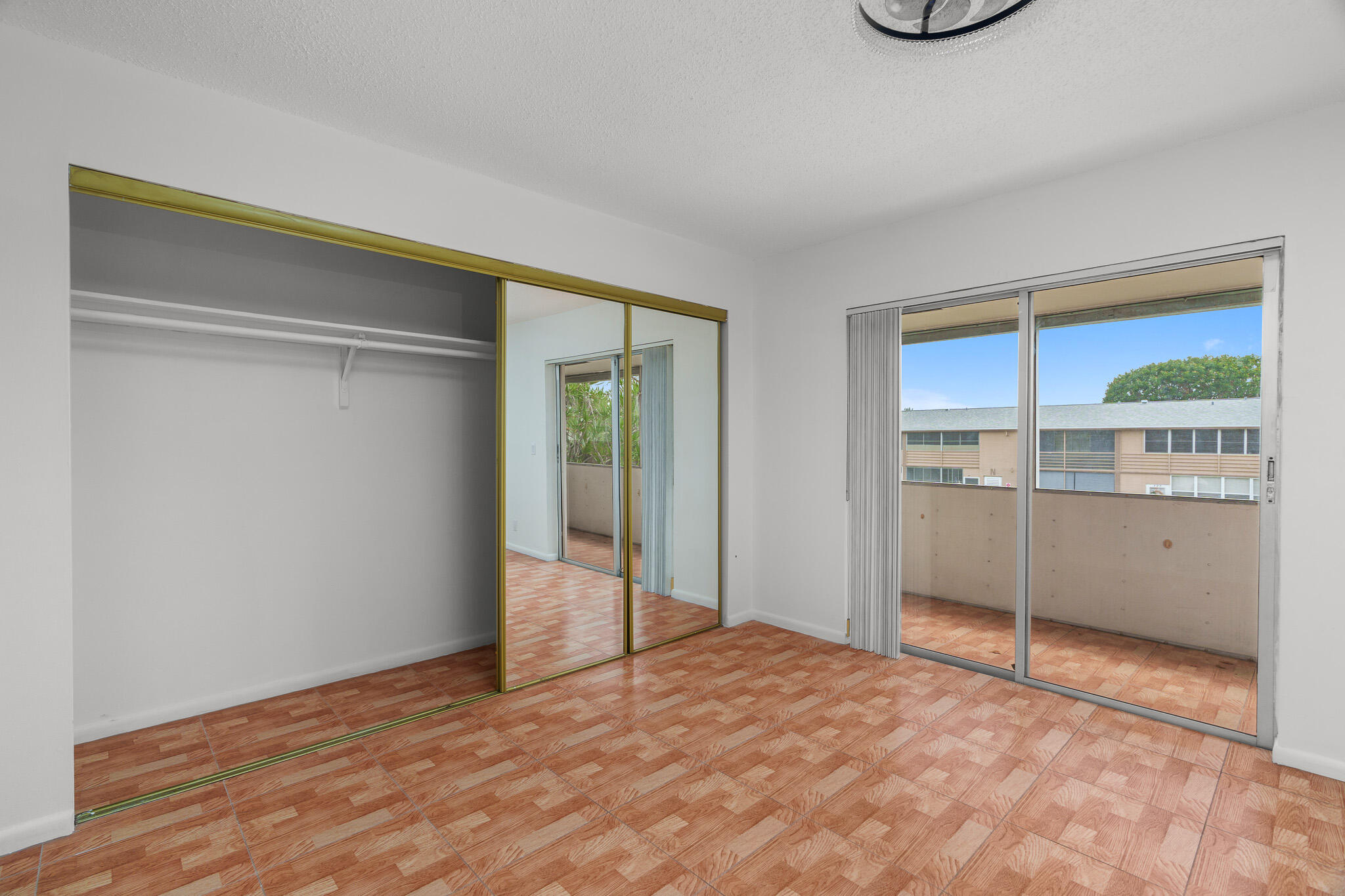 WINDSOR CONDOS - Residential