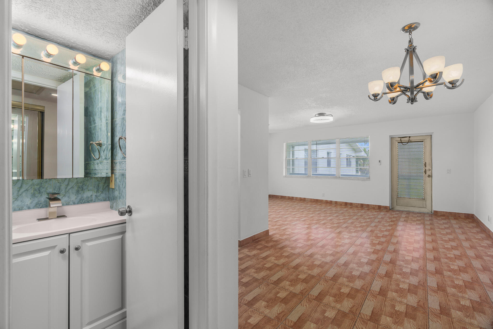 WINDSOR CONDOS - Residential