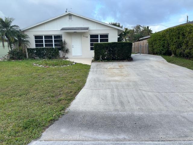 Photo of 1110 Cherokee Street, Jupiter, FL 33458 (MLS # R11068308)