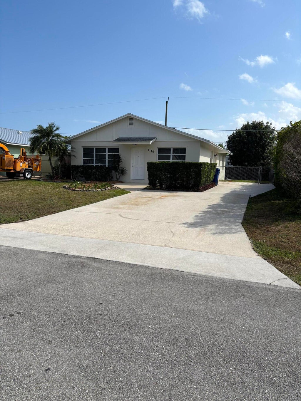 Photo of 1110 Cherokee Street, Jupiter, FL 33458 (MLS # R11068308)