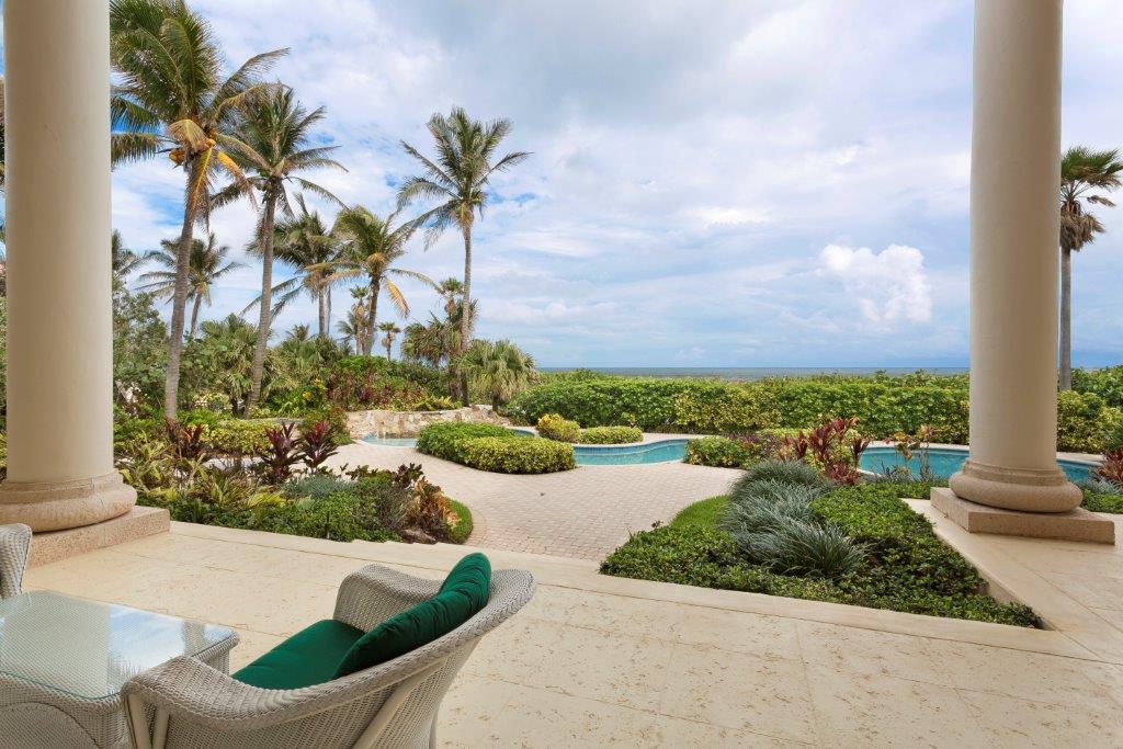 TROPICAL SHORES - Residential