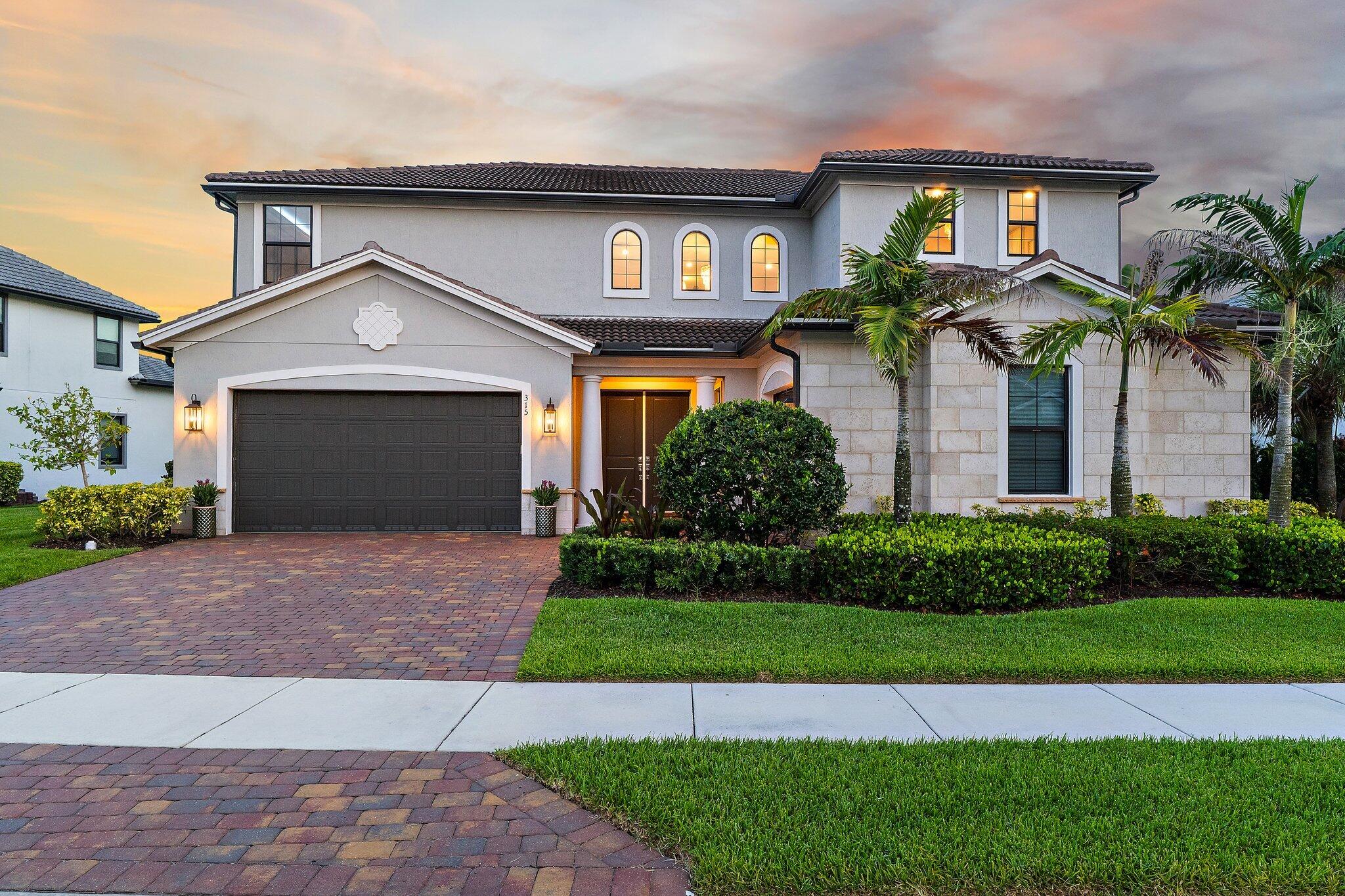 315 Sonoma Isles Circle