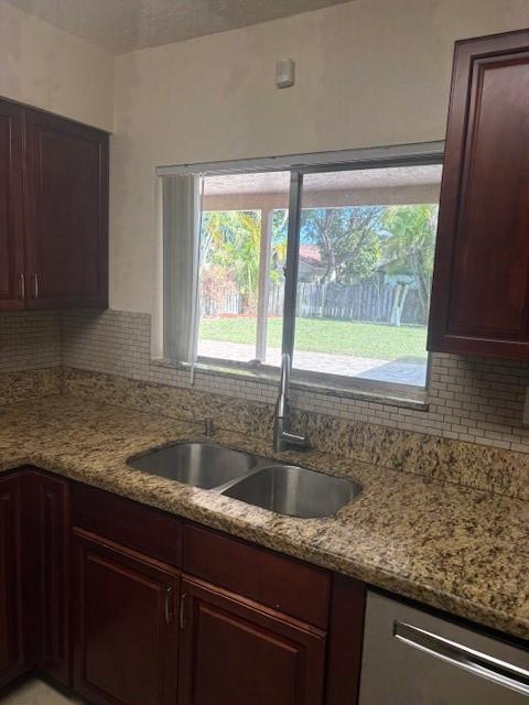 Greenwood II 103-46 B - Residential Lease