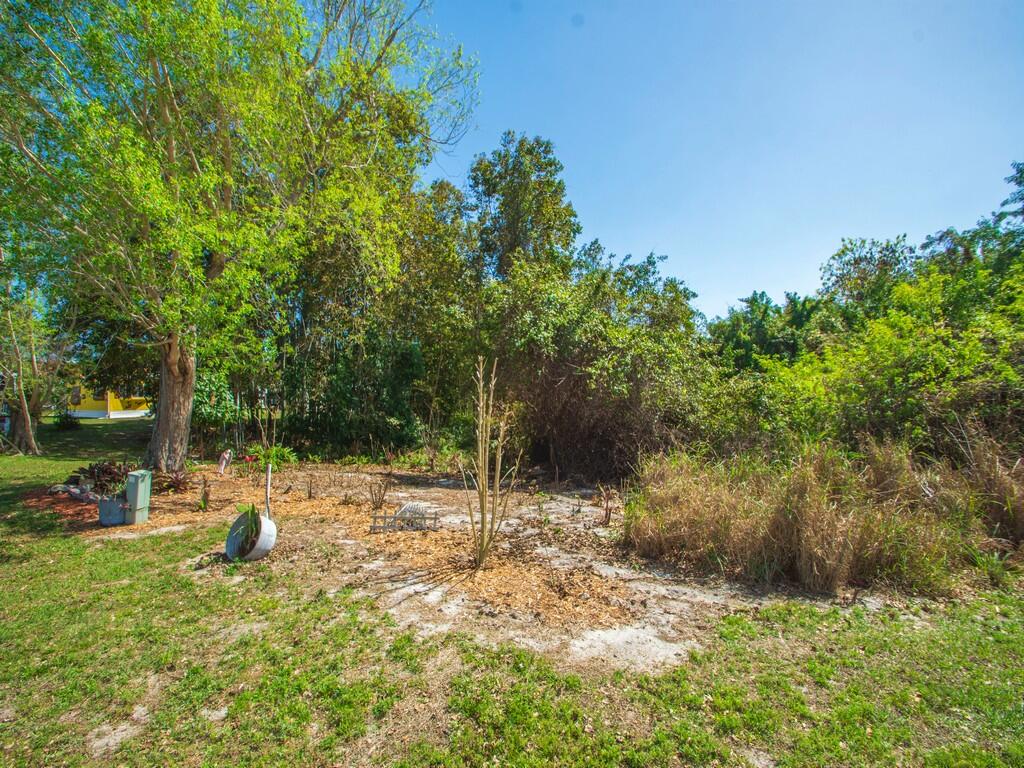 Spanish Lakes Riverfront - Residential