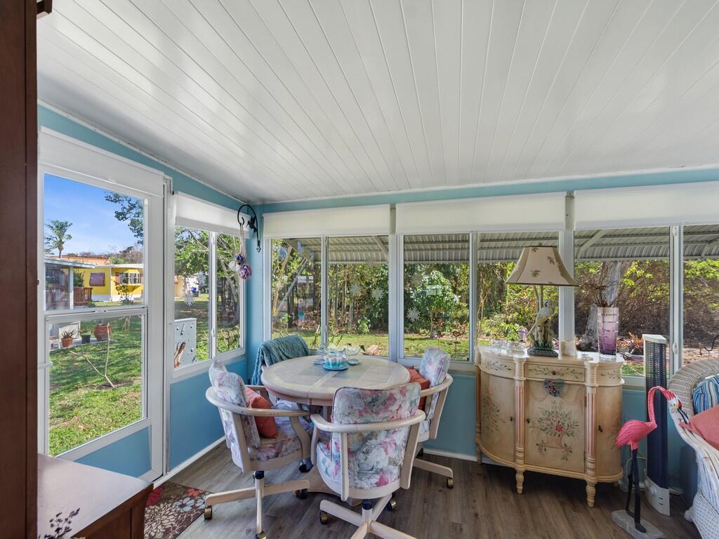 Spanish Lakes Riverfront - Residential