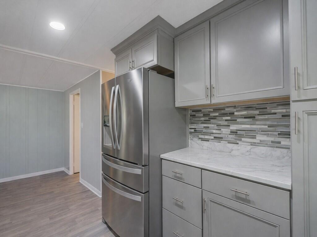 Spanish Lakes Riverfront - Residential