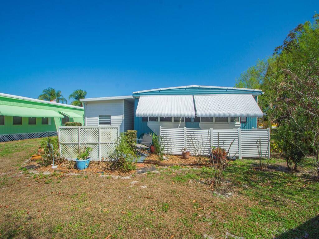 Spanish Lakes Riverfront - Residential