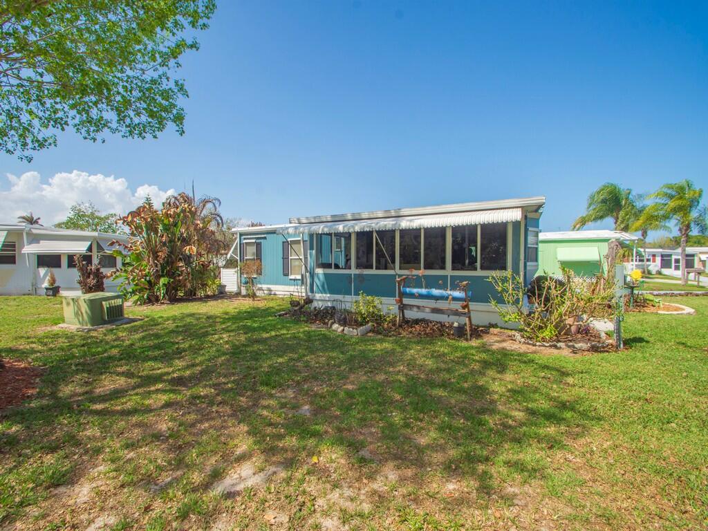 Spanish Lakes Riverfront - Residential