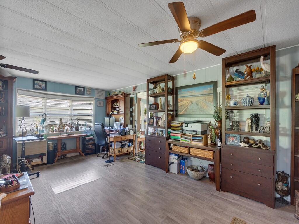 Spanish Lakes Riverfront - Residential