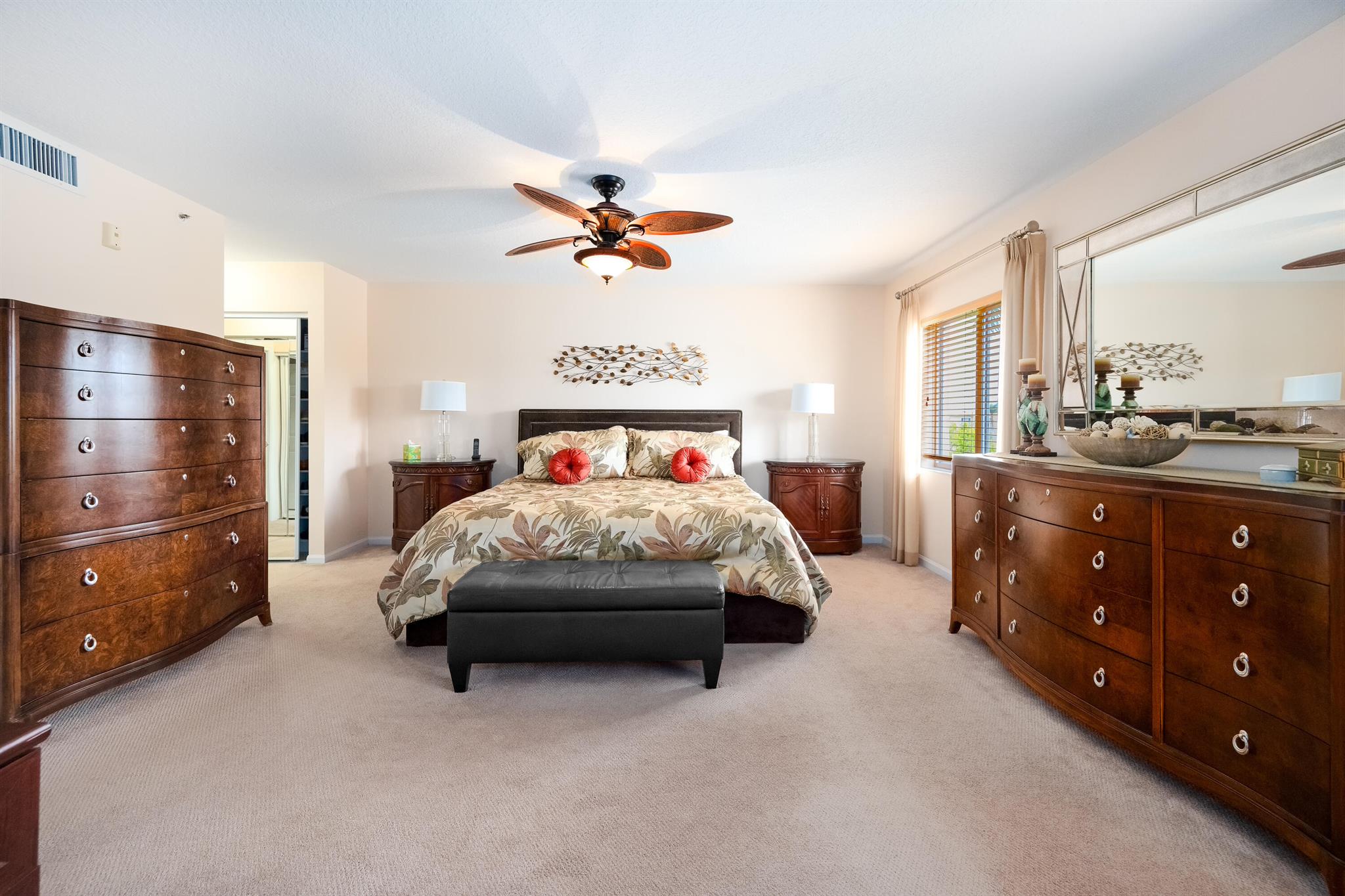 CORAL COVE CONDO - Residential Lease