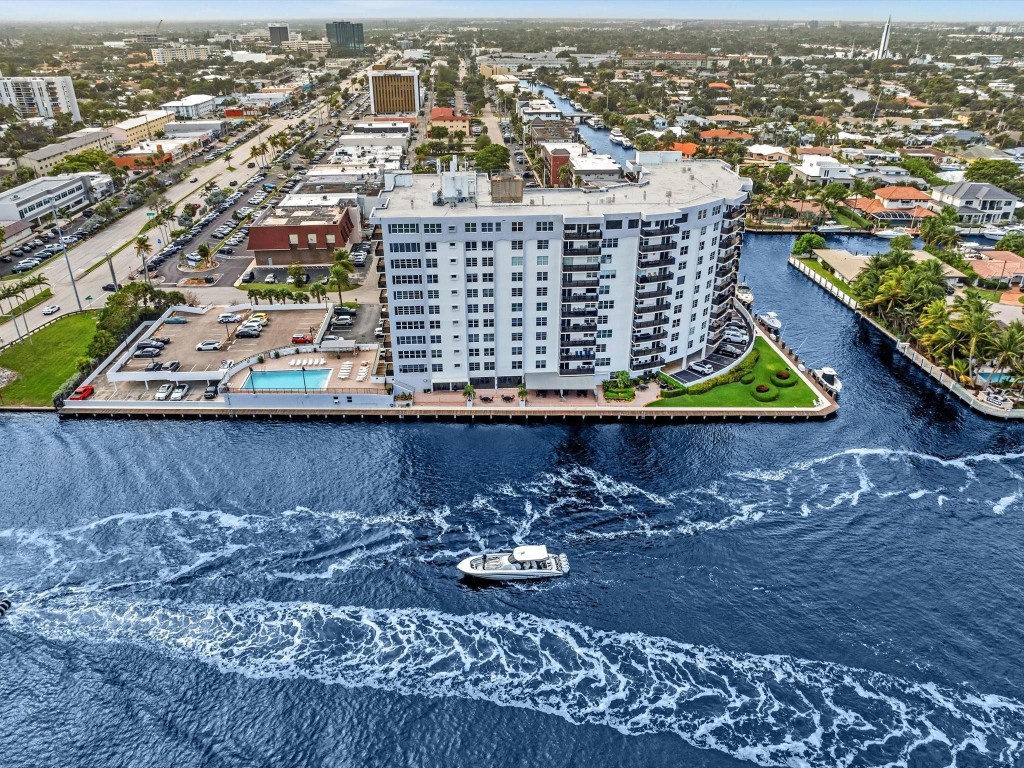 WARWICK CONDO - Residential Lease