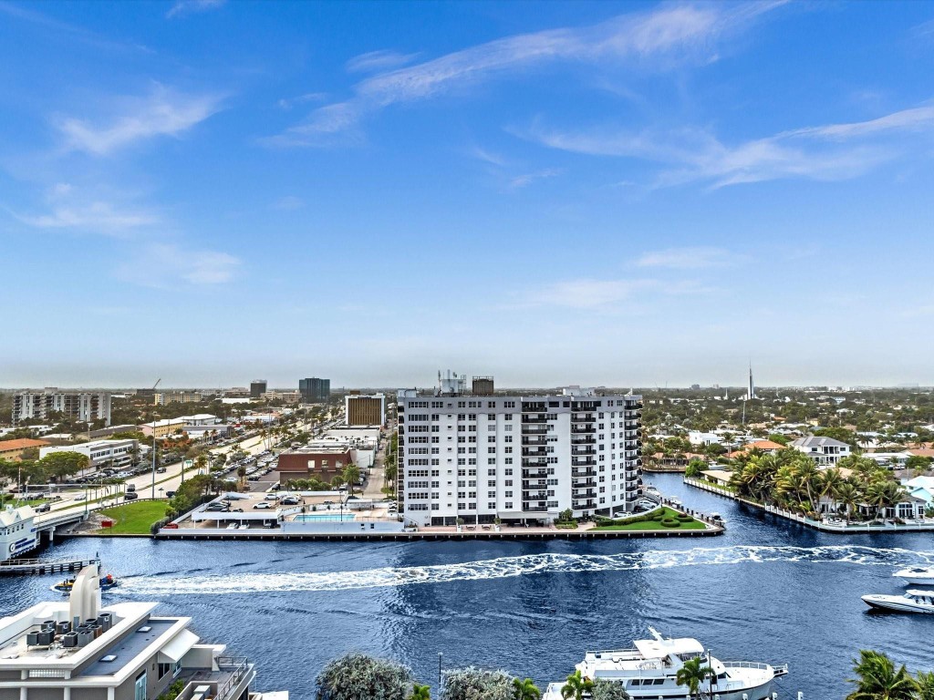 WARWICK CONDO - Residential Lease