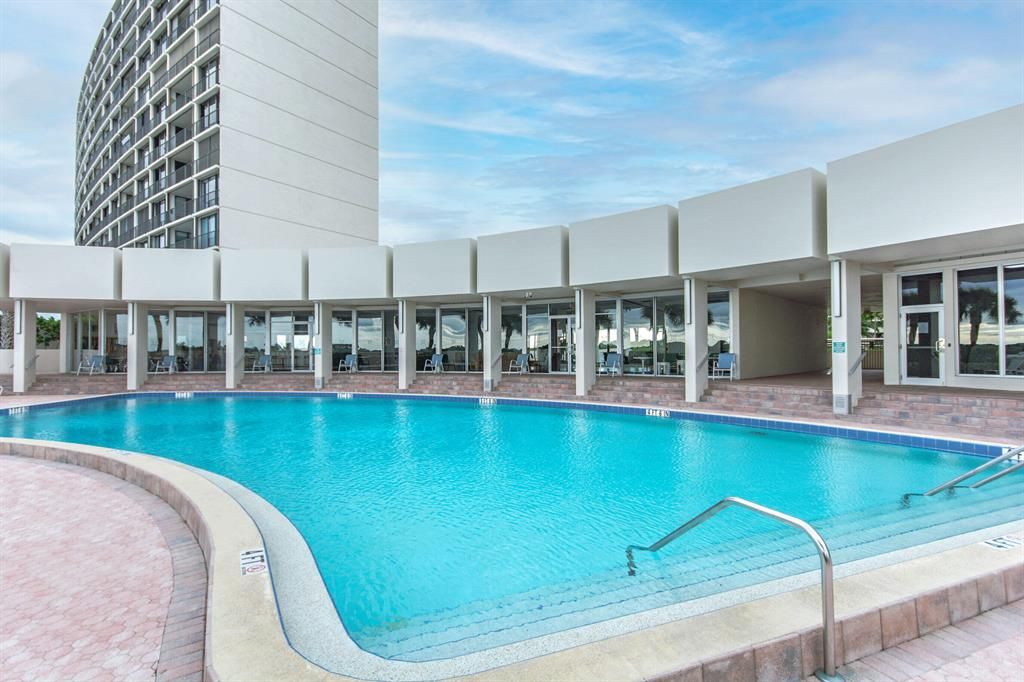 Photo of 132 Lakeshore Drive #917, North Palm Beach, FL 33408 (MLS # R10756858)